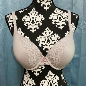 Victoria’s Secret perfect shape bra 36D, nude